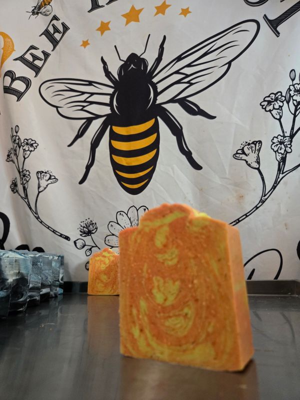 Papaya Pineapple ExfoliatingMoisturizing Body/Face Bar