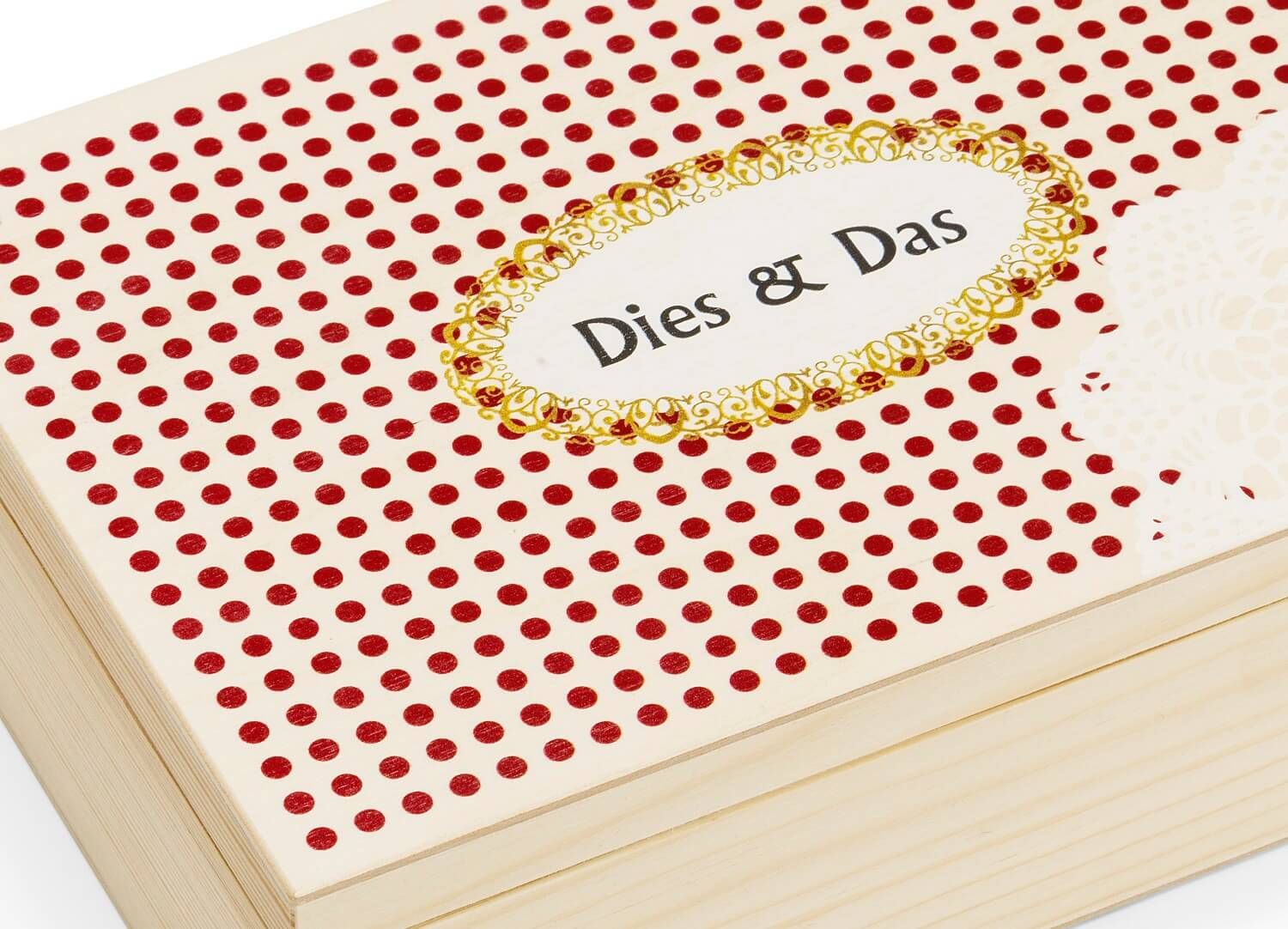 Holzkiste mit schönem Aufdruck