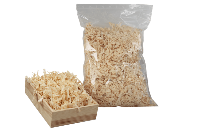 Zirbenholz in einer Tüte