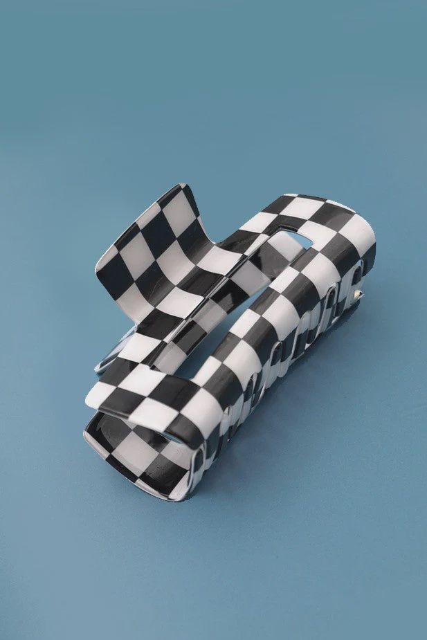 Jumbo Checker Hair Claw, Color: Black