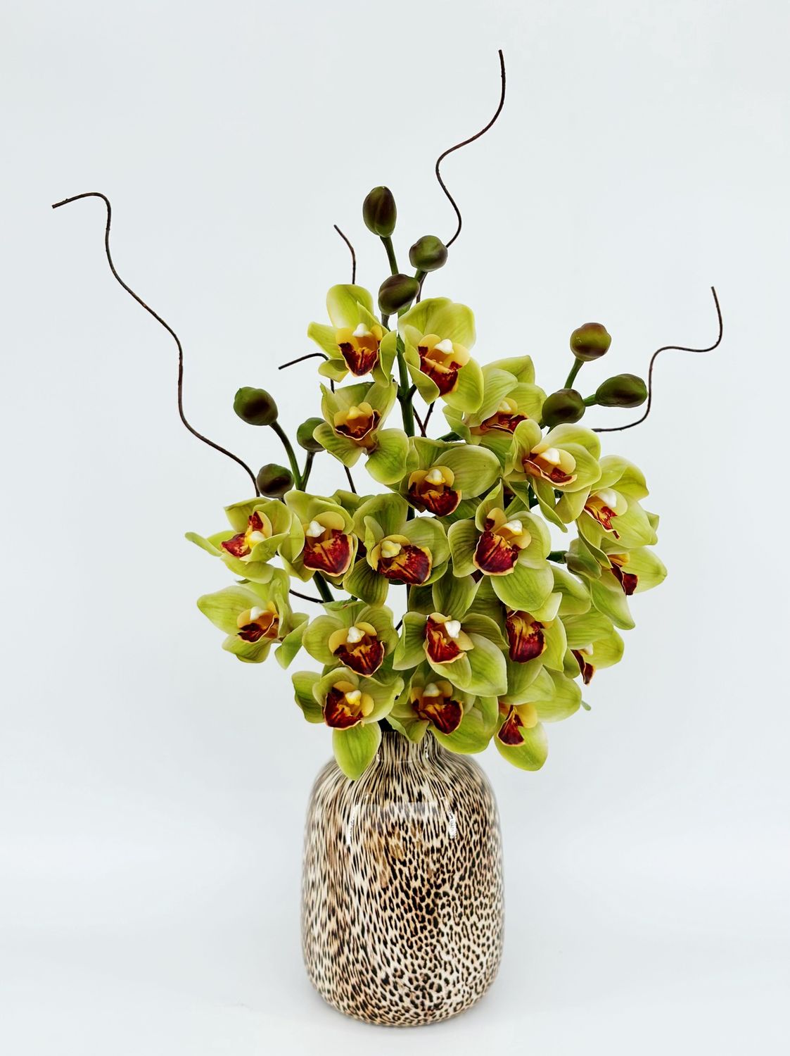 Wild About Florals, Style: A