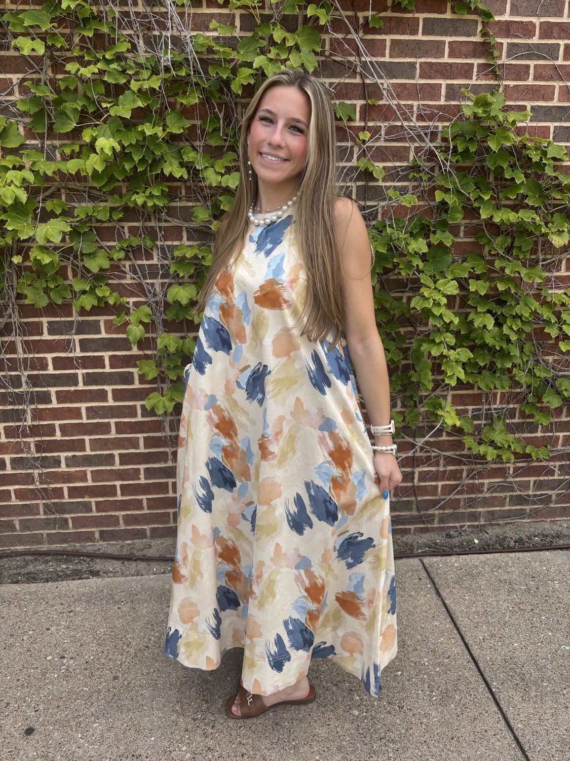 Leesa Midi Dress