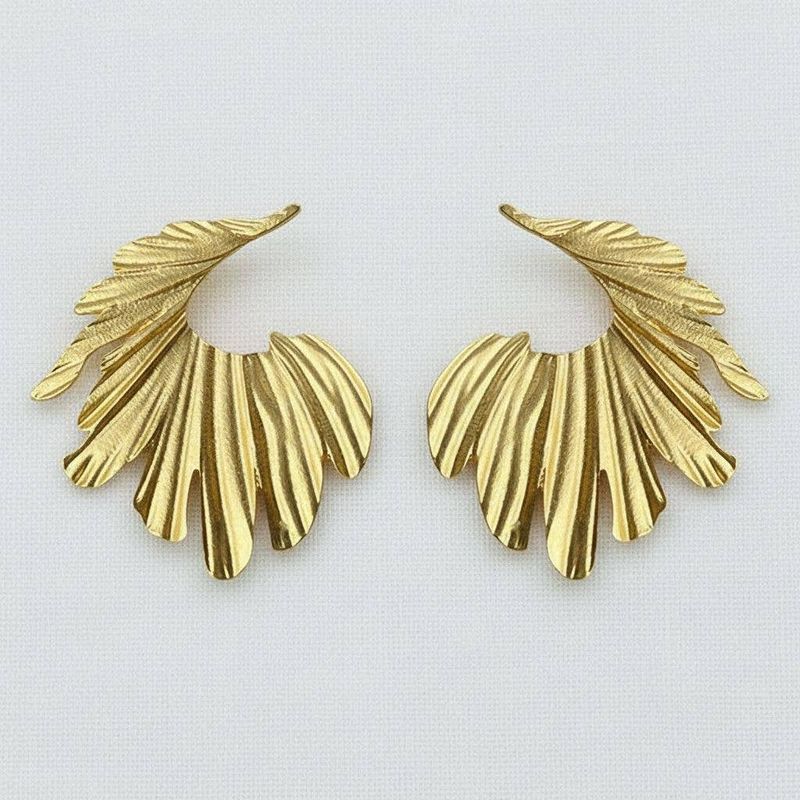 Exaggerated Vintage-Inspired Wing Drop Earrings