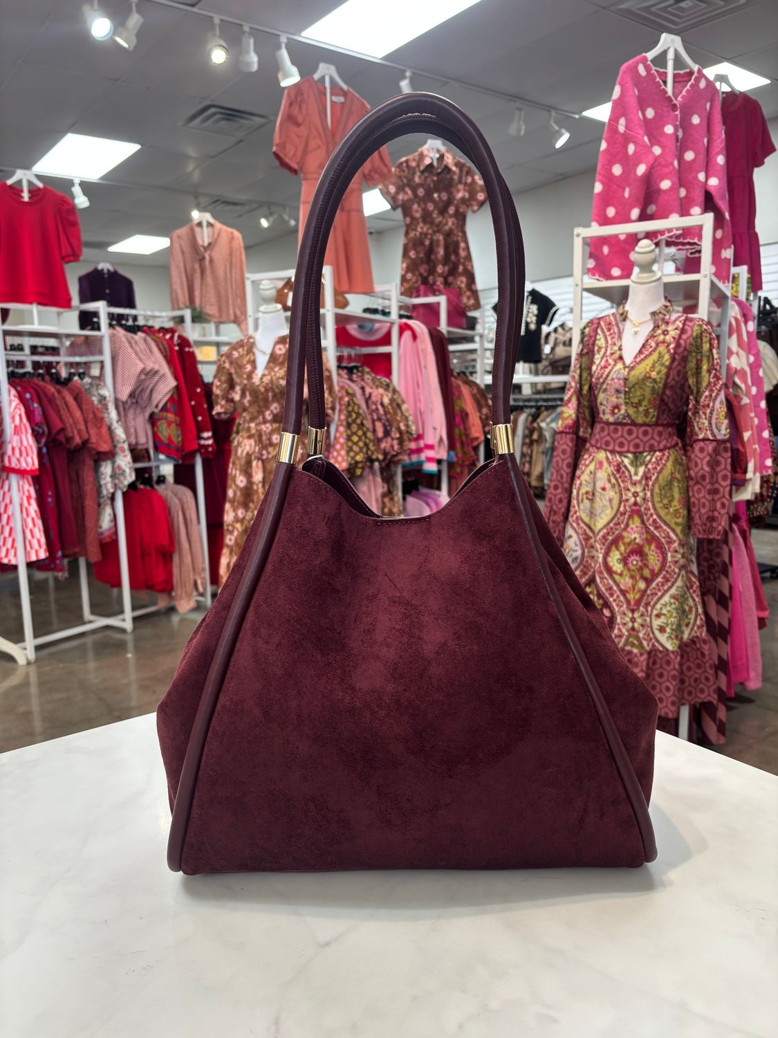 Danny Tote, Color: Wine