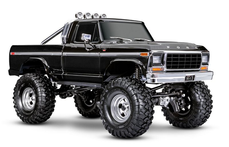 TRA92046-4 Traxxas Scale and Trail crawler with 1979 Ford  F-150 Ranger XLT body and Long Arm Lift Kit: 1/10 scale 4WD electric truck