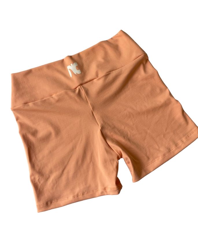 Short Peach