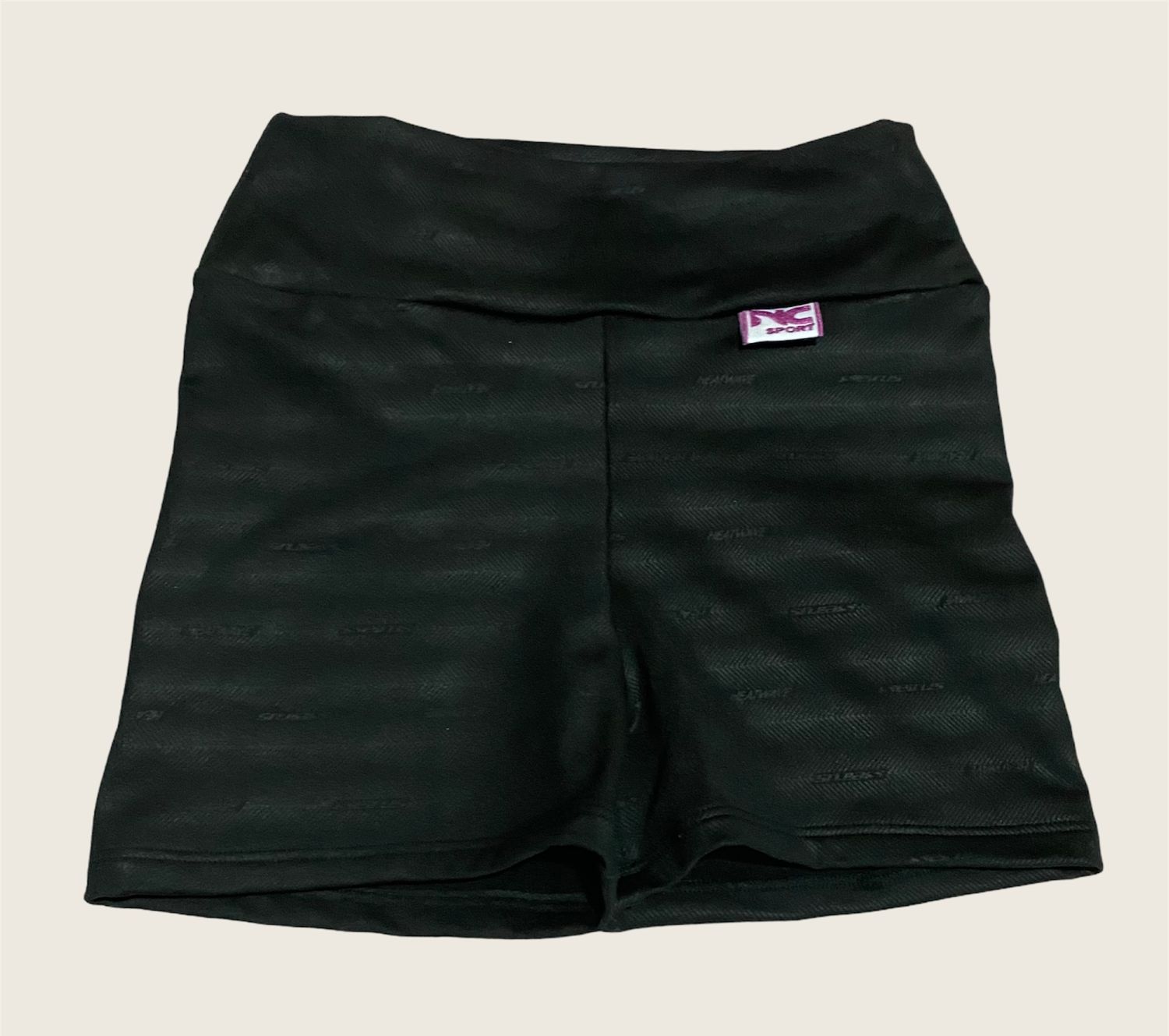 Short Negro con textura