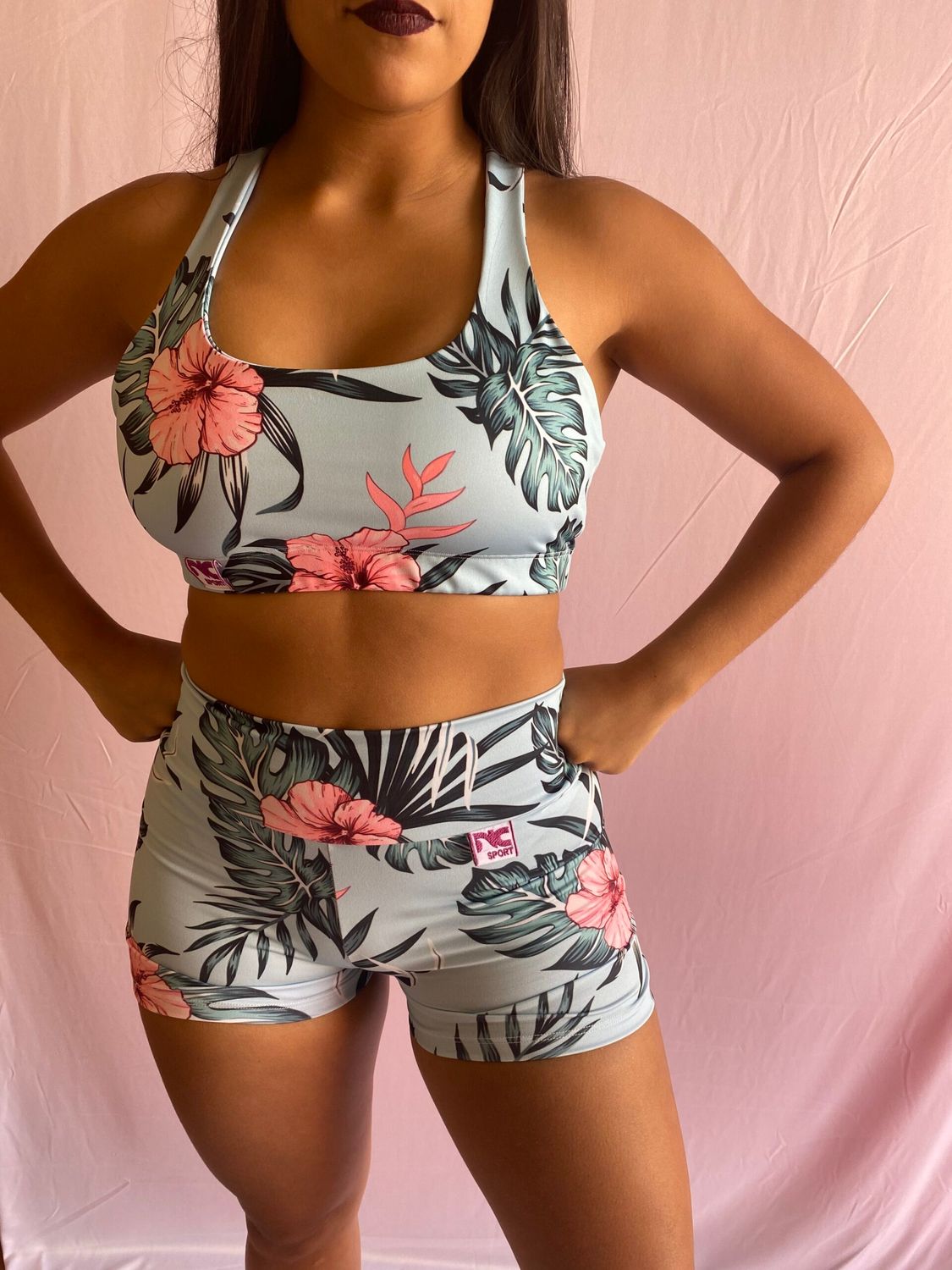 Top Andromeda Menta Flores Rosa