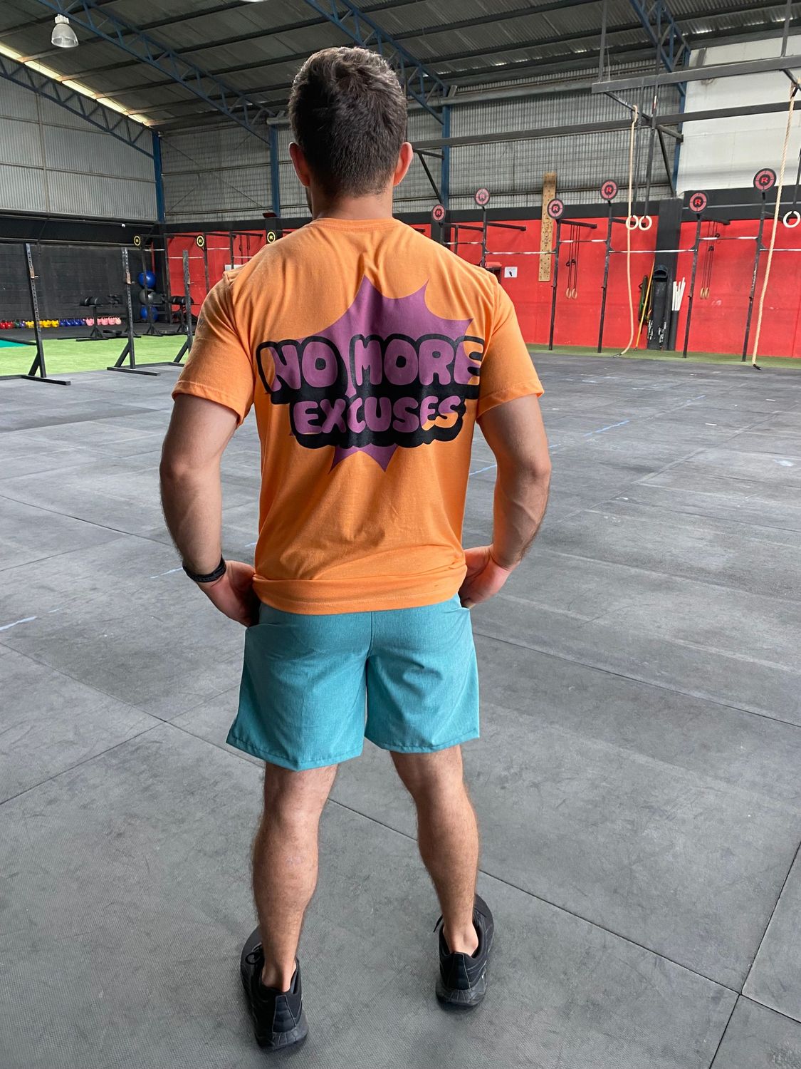 No more Excuses Naranja