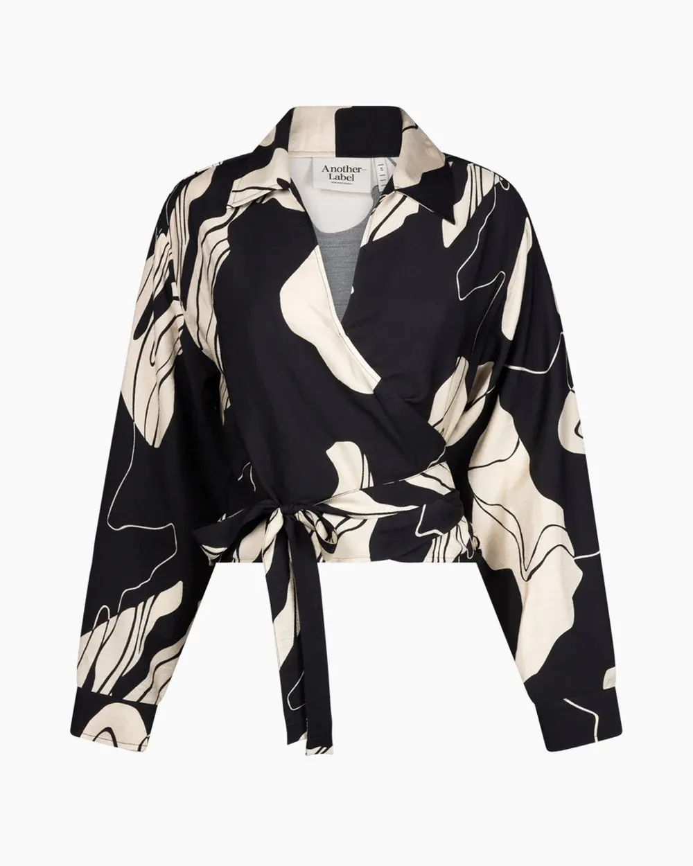 Antonia top l/sBlack river
