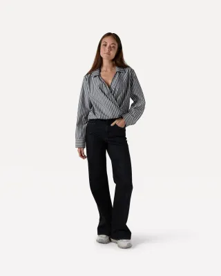 Elsie top l/sBlack white stripe