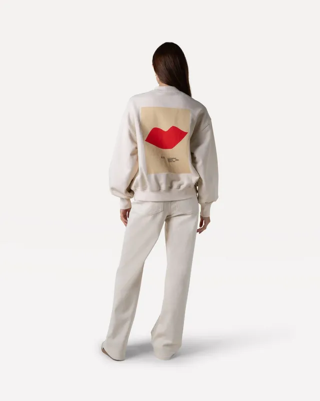 Jaxy kiss sweat	Parchment
