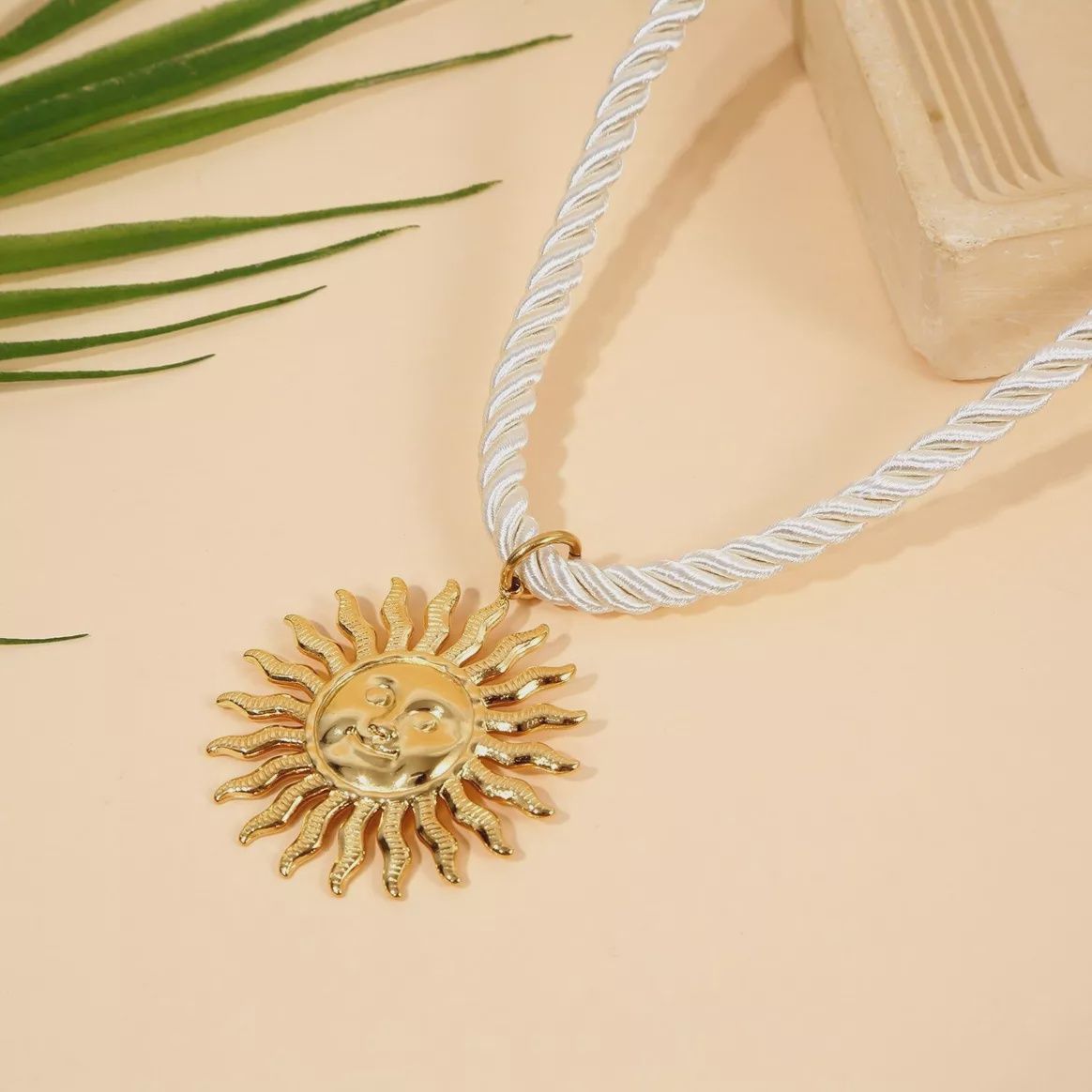 Ketting Soleil Textuur