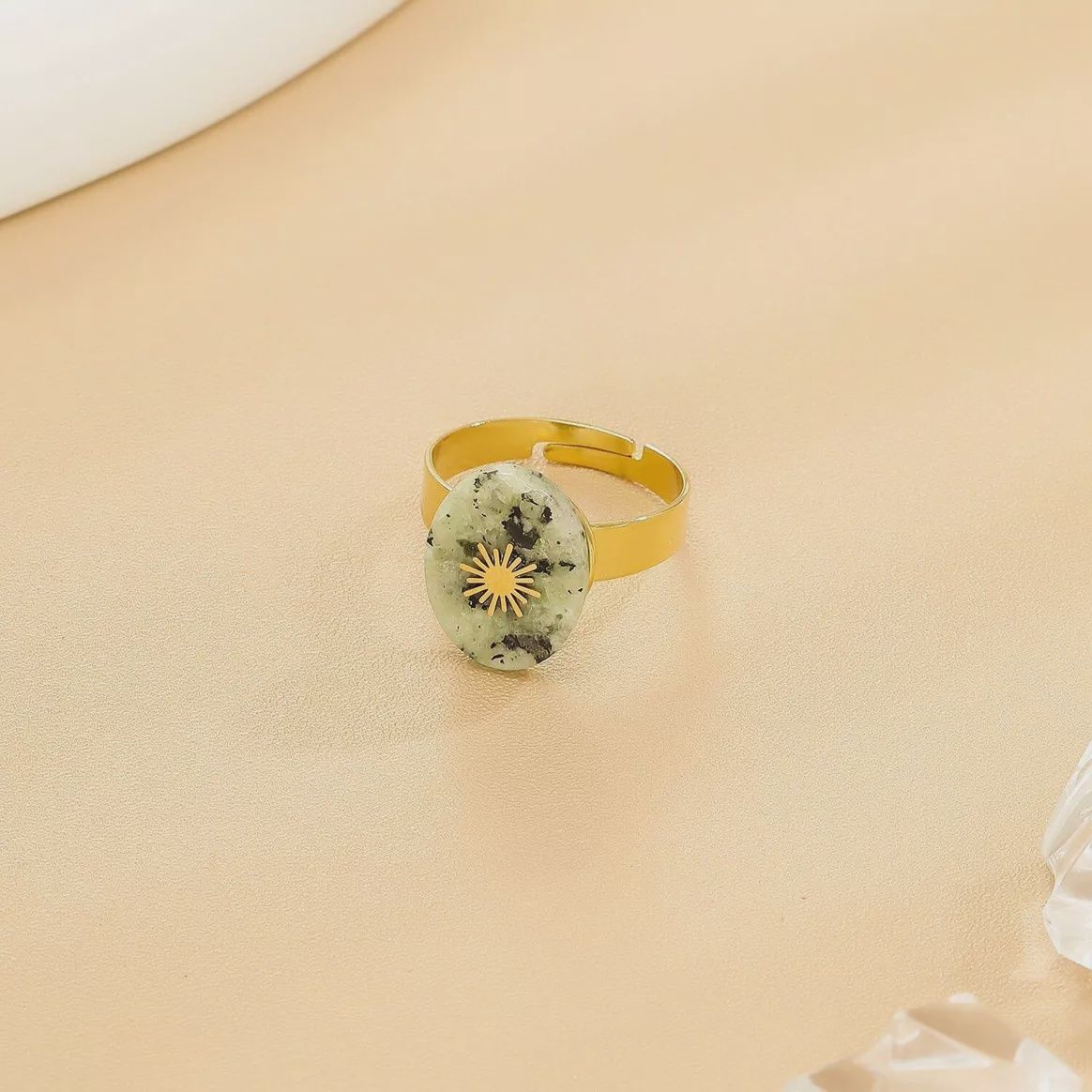 Ring zon groen/goud