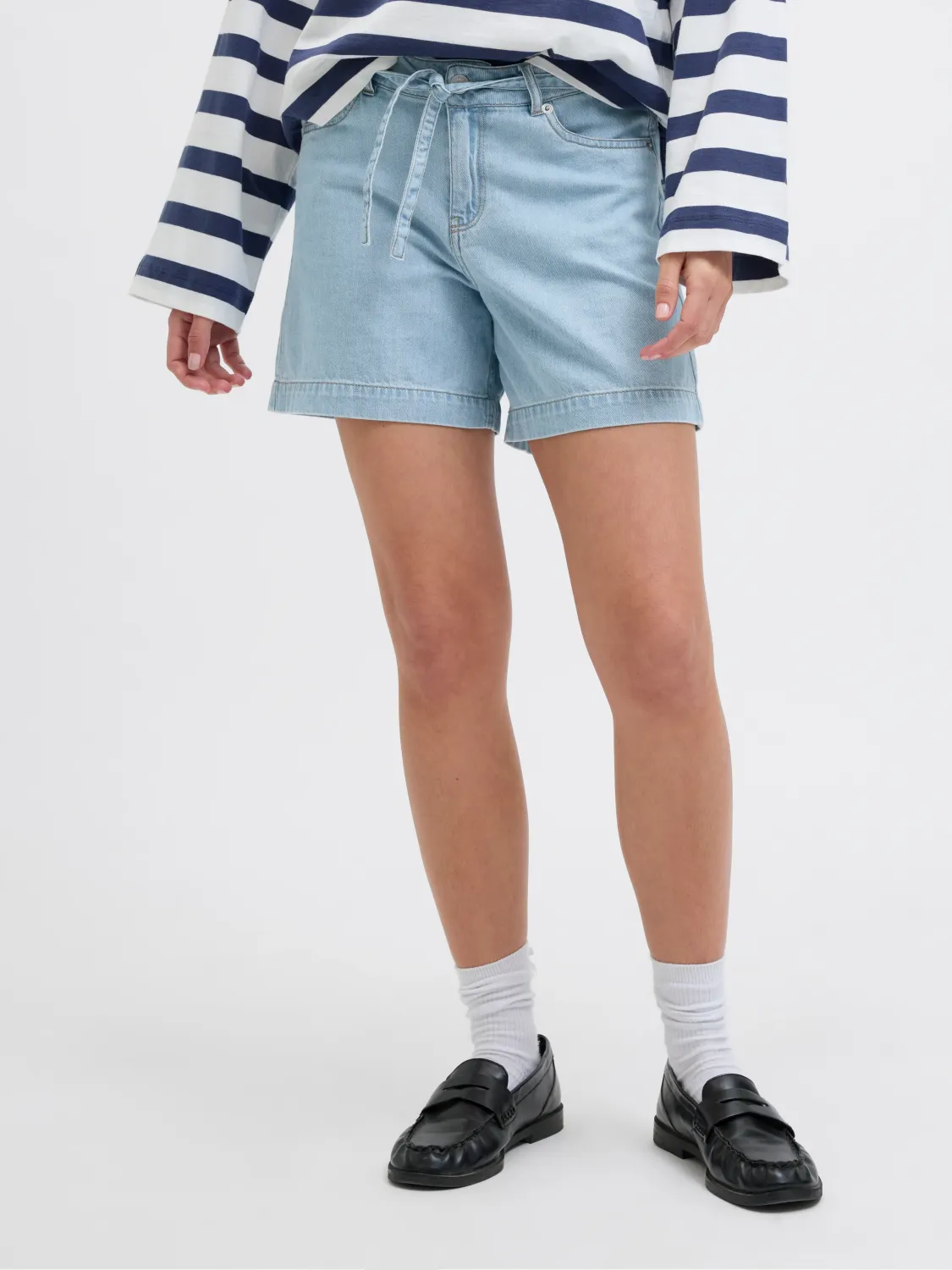 JXSURA MW LINEN BLEND SHORTS DNM	Light Blue Denim