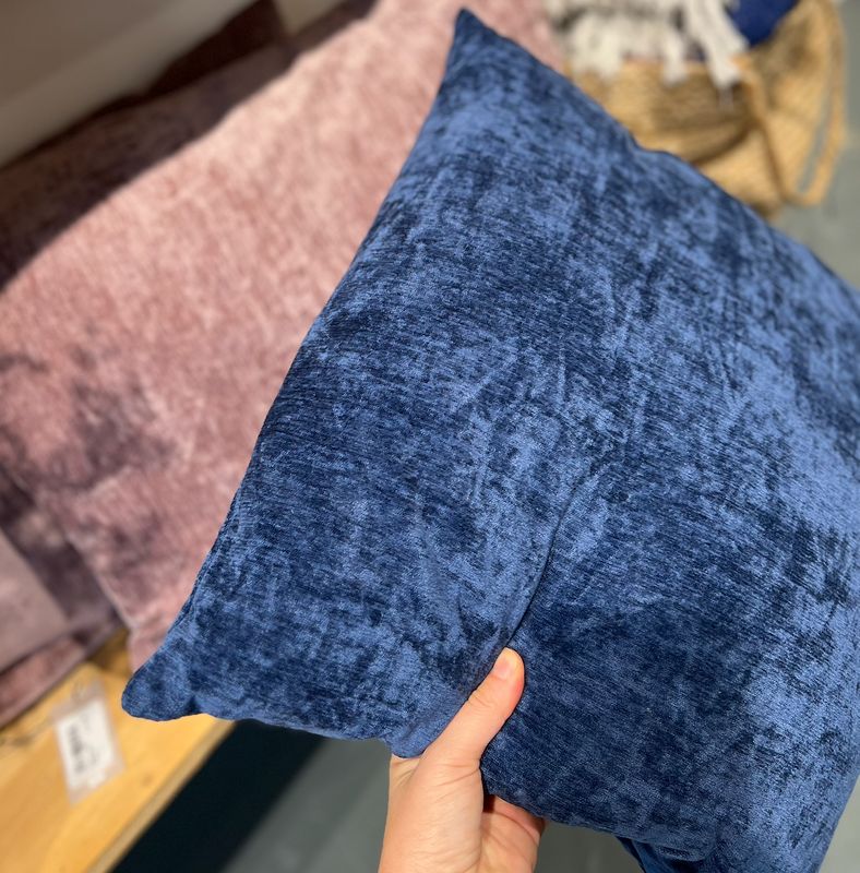 Kussen Dastak velvet blauw