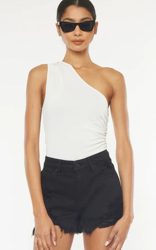 KANCAN SHANA HIGH RISE SHORT BLACK
