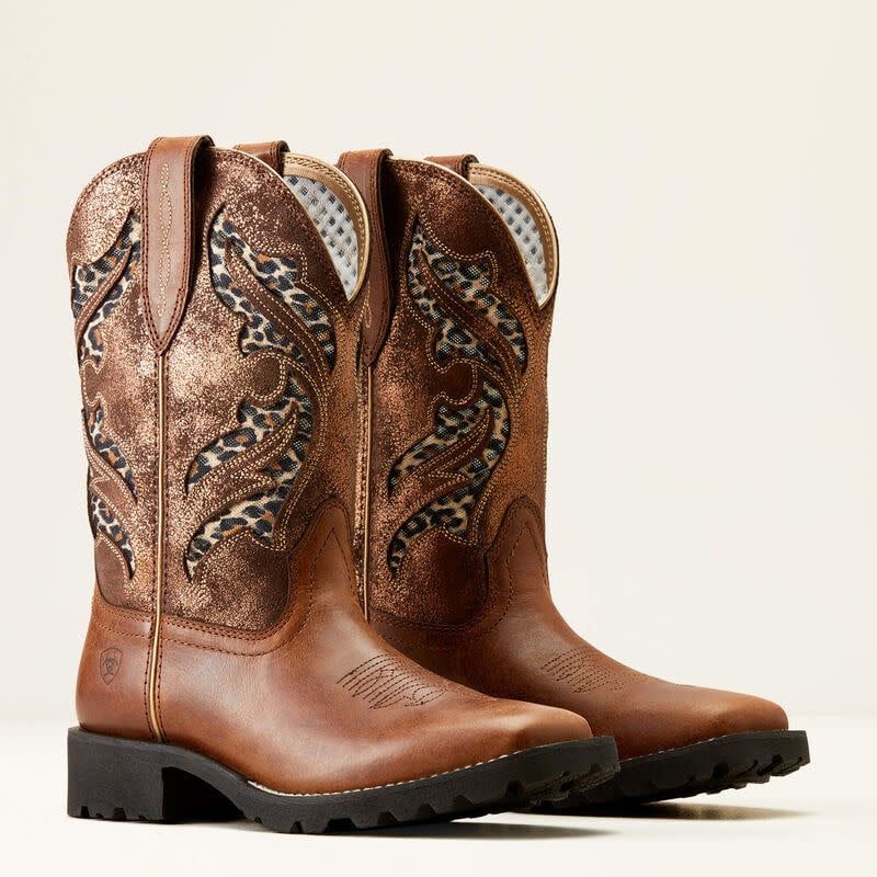 ARIAT WOMEN&#39;S UNBRIDLED RANCHER VENTTEK WESTERN BOOT