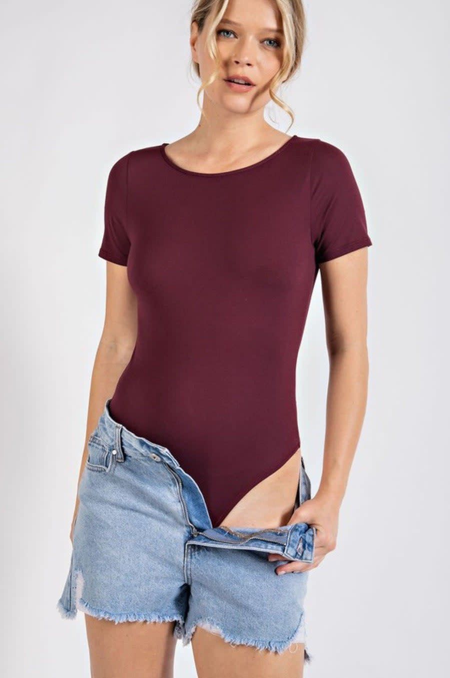 BOAT NECKLINE SHORT SLEEVES BODY SUIT