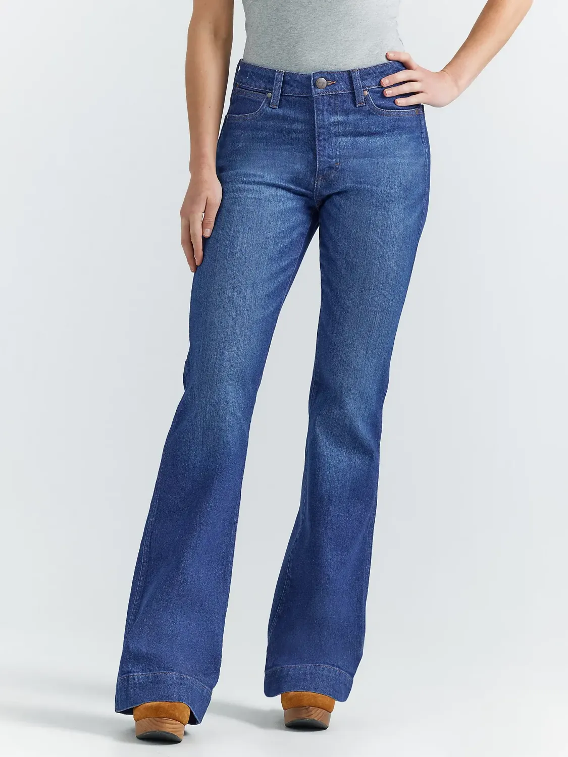 Product Name: Wrangler Retro Women's Medium Wash High Rise Hadley Stretch Trouser Flare Jeans