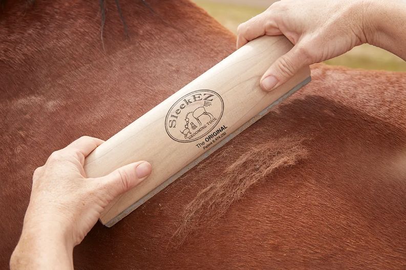 SLEEKEZ ULTIMATE DESHEDDING GROOMING TOOL