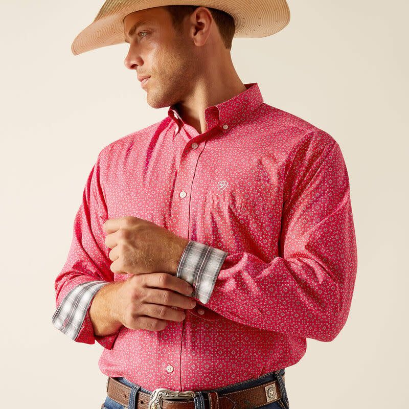 10051473 ARIAT MEN'S BRENNAN WRINKLE FREE L/S SHIRT- PINK