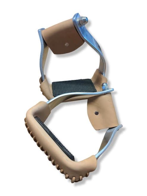 JERRY BEAGLEY TWISTED AND TURNED ALUMINUM BARREL STIRRUPS