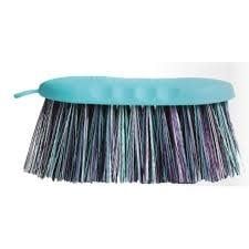 TAIL TAMER SMALL FLICK BRUSH