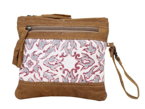 Myra Pouch