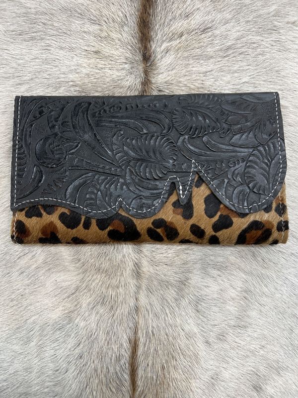 COWHIDE AND LEATHER WALLET