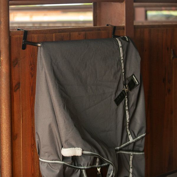 CLASSIC EQUINE BLANKET HANGER BLACK