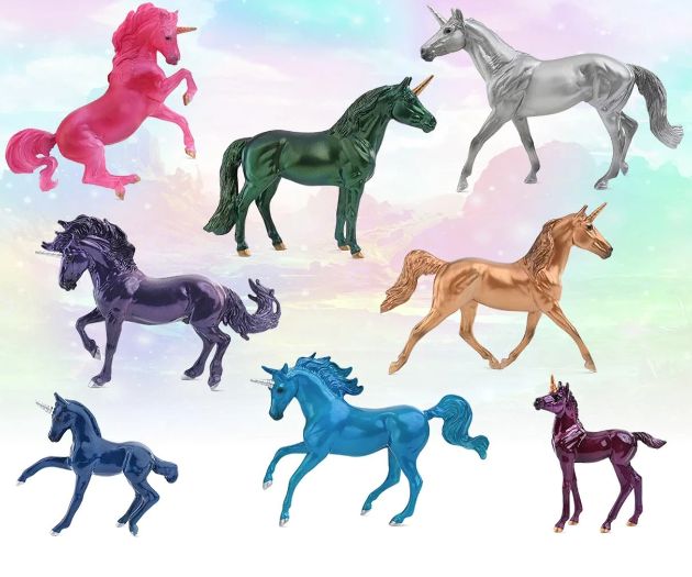 BREYER SPARKLING SPLENDOR DELUXE UNICORN COLLECTION