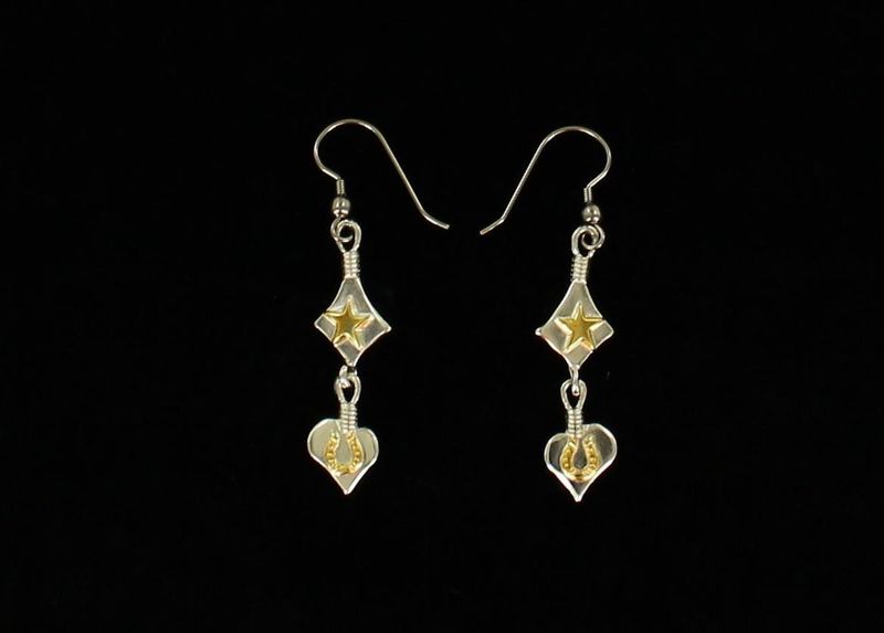 GOLD STAR EARRINGS