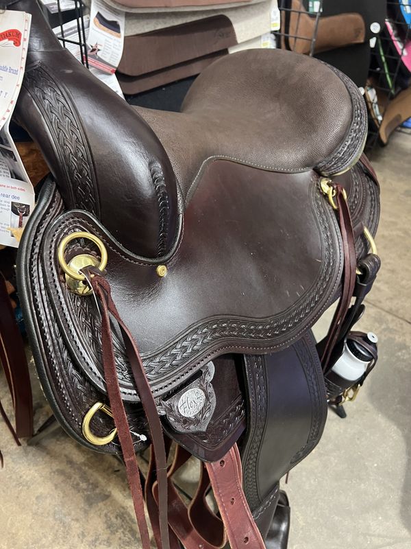 16" Circle Y Omaha Flex2 Trail Saddle - Wide  Tree
