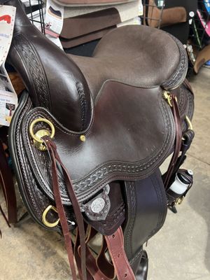 16" Circle Y Omaha Flex2 Trail Saddle - Wide  Tree