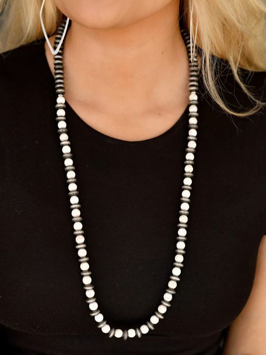 WEST &amp; CO. FAUX NAVAJO PEARL DISC AND IVORY BEADED NECKLACE