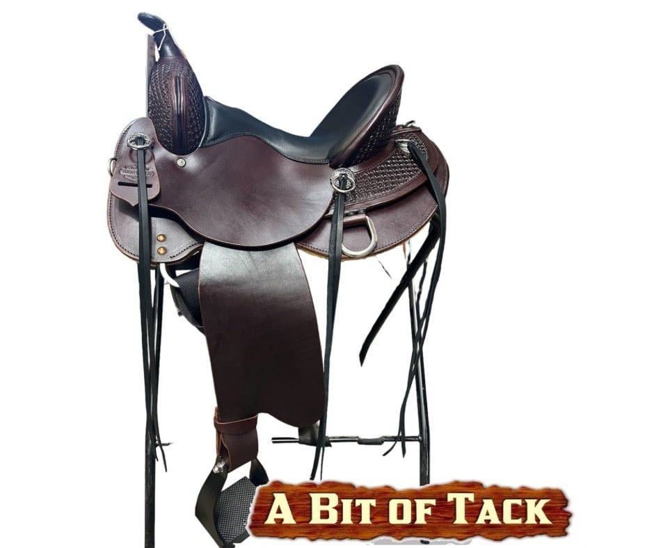 15&quot; Circle Y Sulphur River Trail saddle - Wide Fit