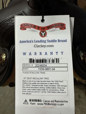 16" Circle Y Flex2 Stallion Trail Saddle - Regular Fit