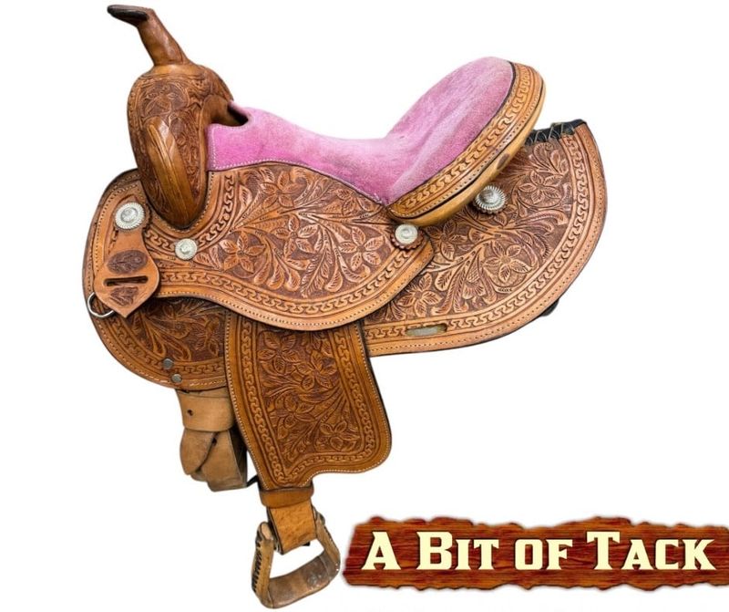 15&quot; Used Barrel Saddle w/pink suede seat