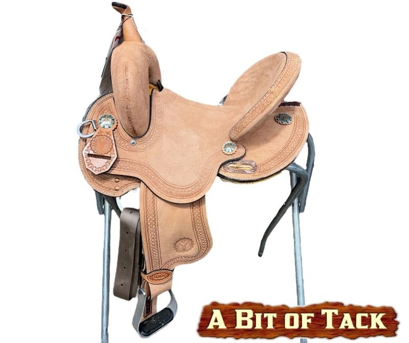 13.5&quot; Circle Y Windsor Barrel Saddle - Wide fit