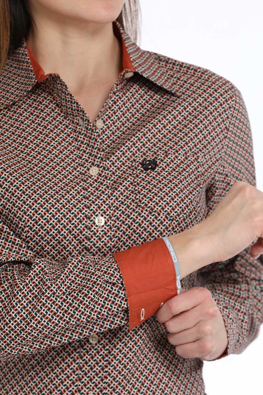CINCH DENIM GEOMETRIC BUTTON DOWN WESTERN SHIRT