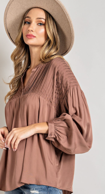 PLUS SIZE PLEATED BLOUSE