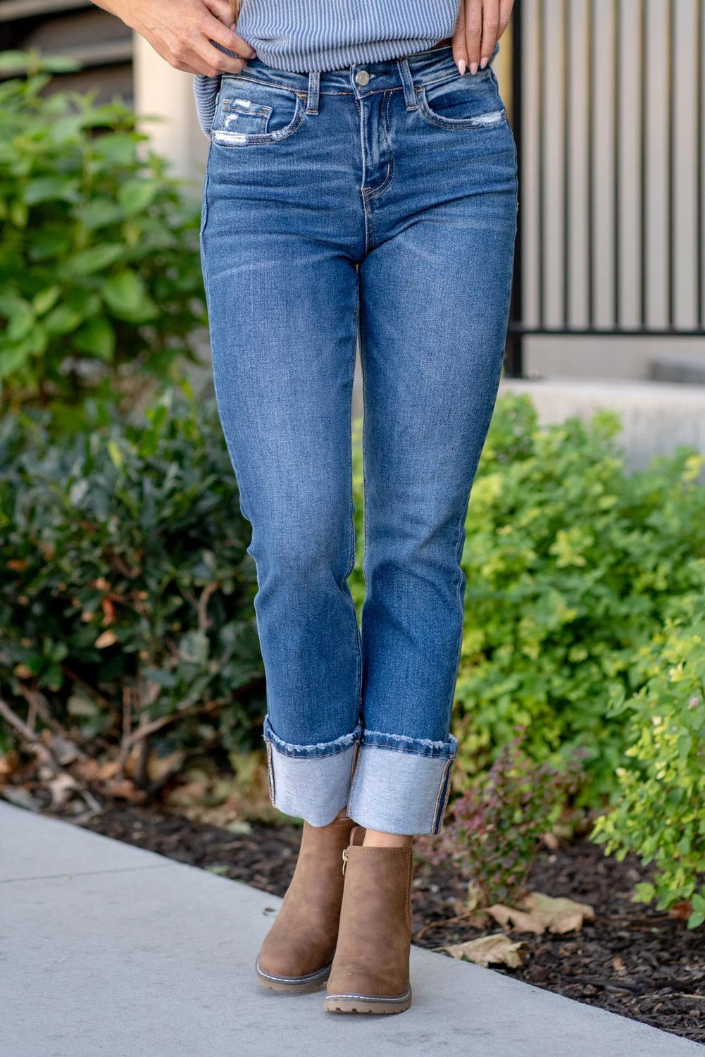 VERVET JEANNE HIGH RISE SLIM STRAIGHT CUFF JEAN