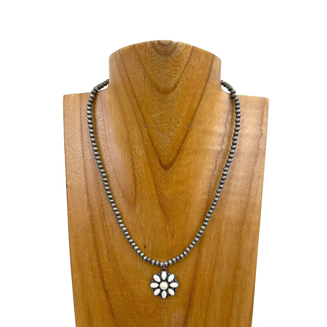 SILVER NAVAJO PEARL BEADS WITH WHITE FLOWER CONCHO PENDANT
