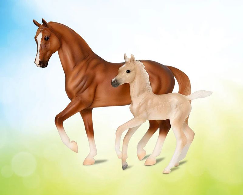 BREYER POWER &amp; PRECISION | HORSE AND FOAL