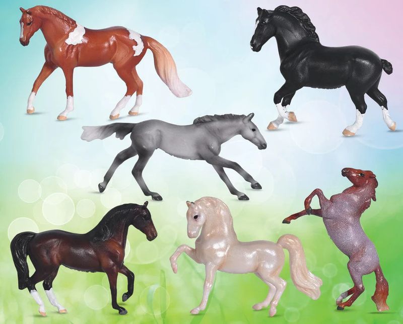 BREYER MINI WHINNIES BARN SURPRISE - SERIES 2