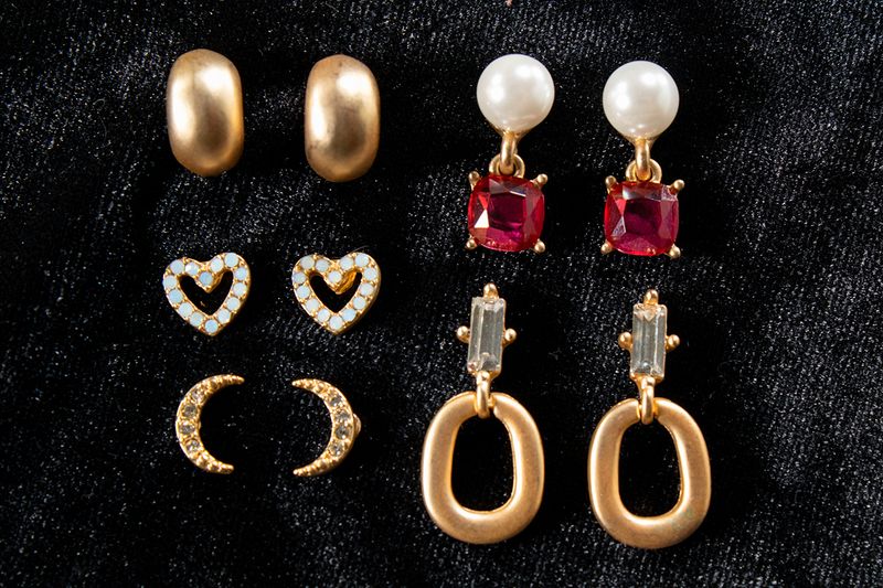 BLAZIN&#39; ROXX EARRING SET
