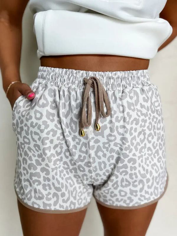 LEOPARD ELASTIC WAIST LACE UP SHORT
