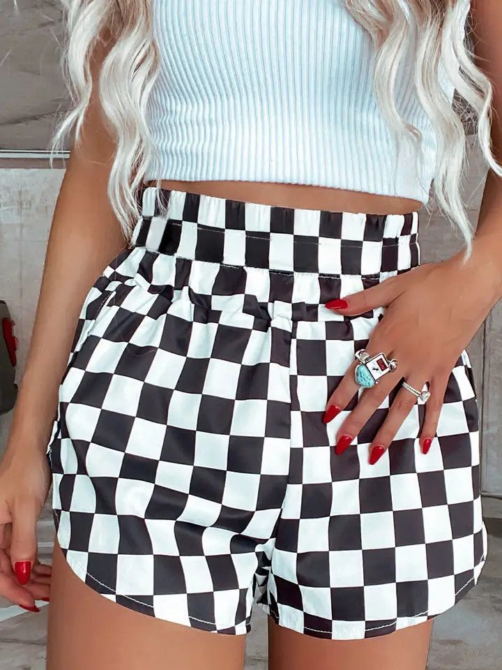 CHECKERED HIGH WAIST CASUAL SHORTS