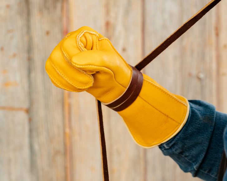 RODEO GLOVE TIE. 3 FOOT
